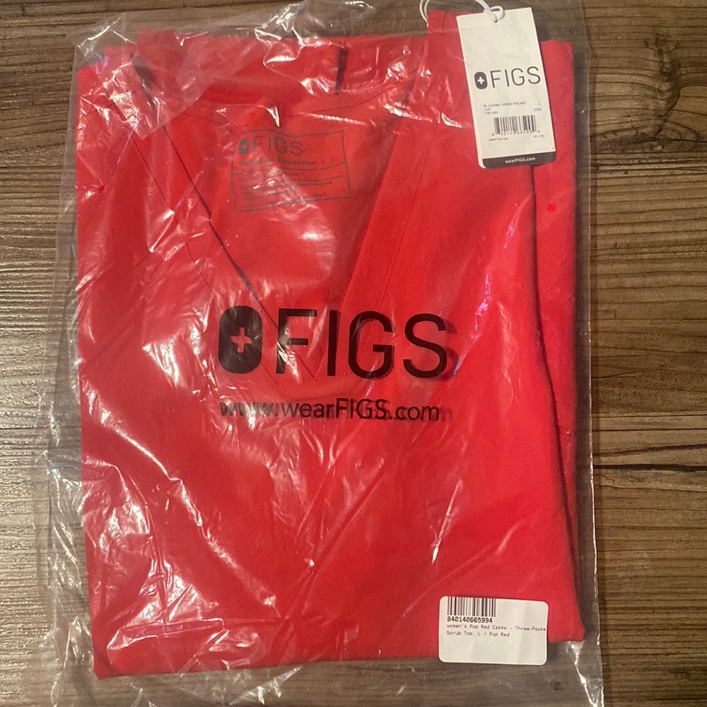 Figs Red Women’s Scrub Top